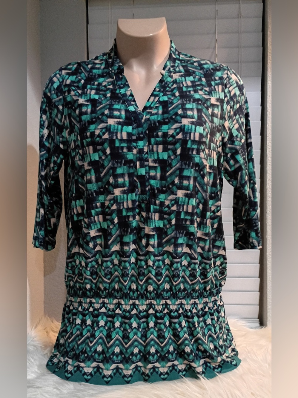 Roz & Ali Women’s 1X Tunic Length Top